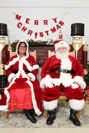 Gallery photo 4 of Caleb Claus