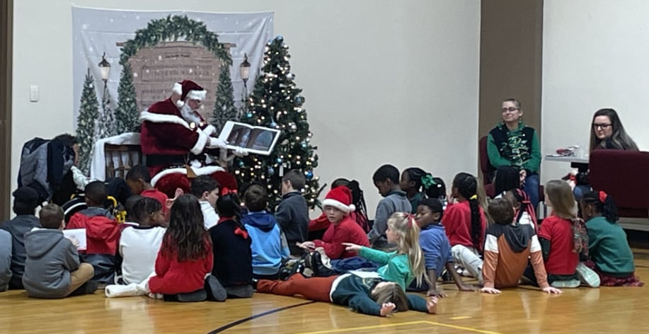 Gallery photo 6 of Santa Capps