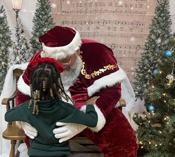 Gallery photo 8 of Santa Capps