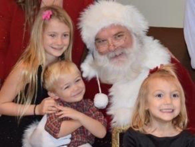Gallery photo 8 of Santa Carl
