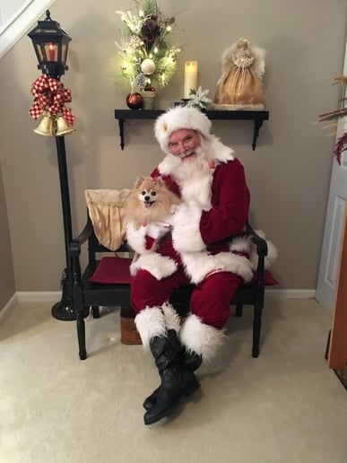 Gallery photo 7 of Santa Carl