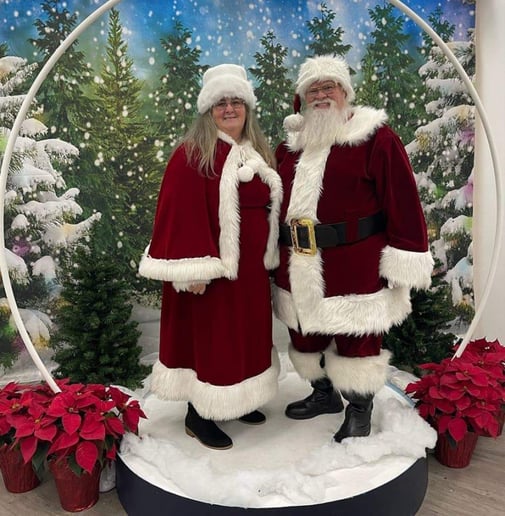 Gallery photo 2 of Pappy Claus