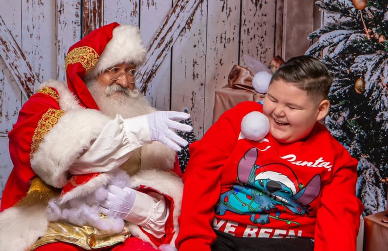 Gallery photo 4 of Santa Michael