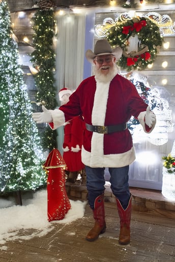 Gallery photo 9 of Santa Chap