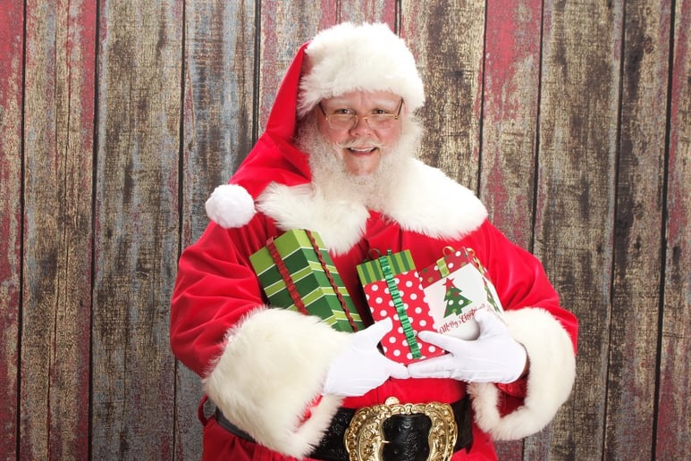 Gallery photo 4 of Santa Edwin
