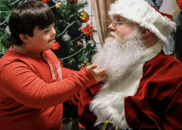 Gallery photo 4 of Santa Chris