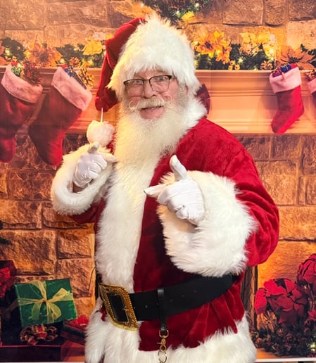 Gallery photo 2 of Santa Chris