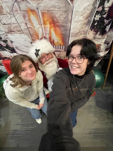 Gallery photo 19 of Santa Chris