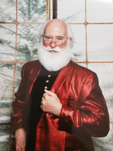 Gallery photo 4 of Santa Chuck (Papa Claus)