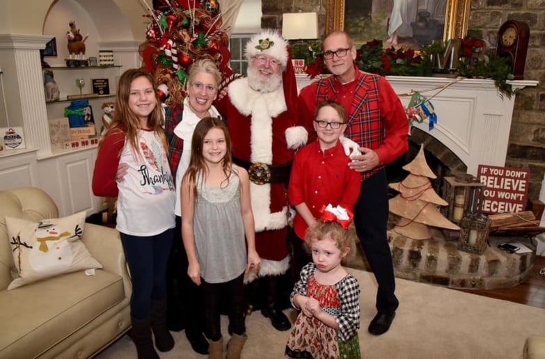 Gallery photo 4 of Santa Claus - Real Beard