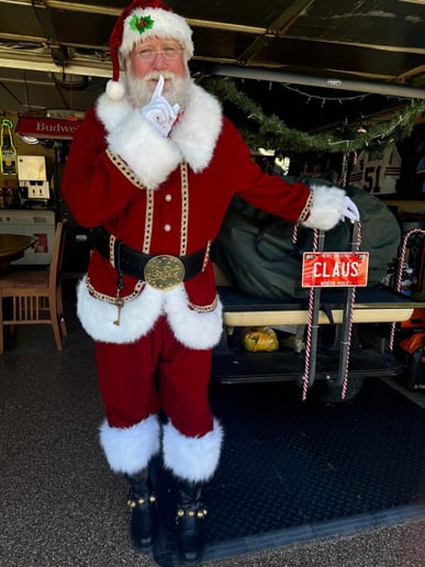 Gallery photo 13 of Mandarin Santa and The Grinch