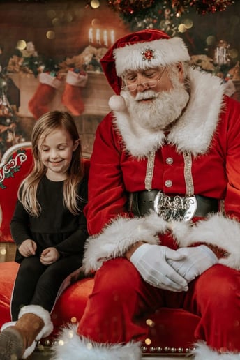 Gallery photo 5 of Mandarin Santa and The Grinch
