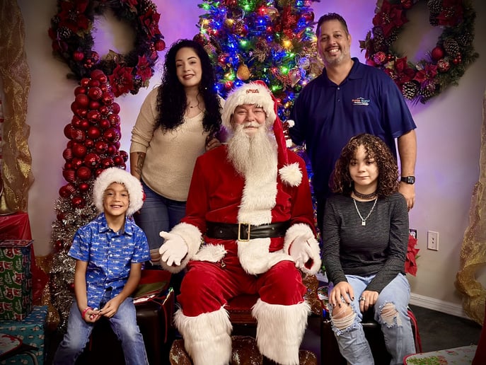 Gallery photo 1 of Santa Claus Big Ron