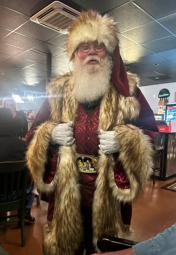 Gallery photo 3 of Santa Devon