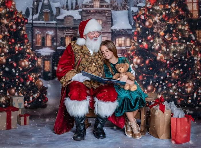 Gallery photo 10 of Santa Claus by Greg