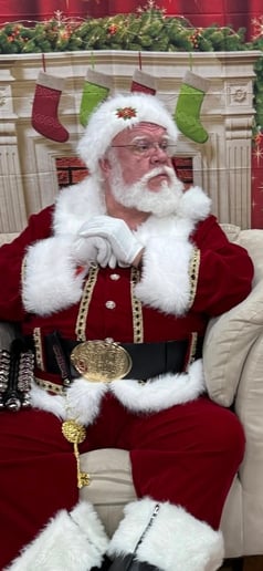 Gallery photo 5 of Santa Claus Larry