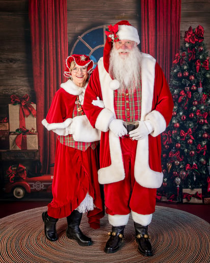 Gallery photo 2 of Santa Claus