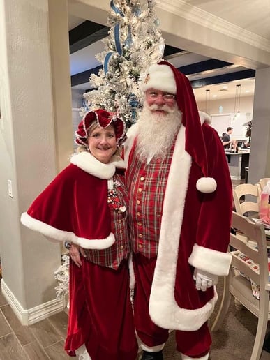 Gallery photo 3 of Santa Claus
