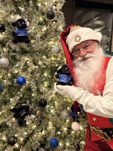 Gallery photo 7 of Santa Claus Mike