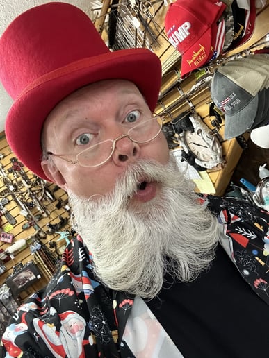 Gallery photo 33 of Santa Claus Tim