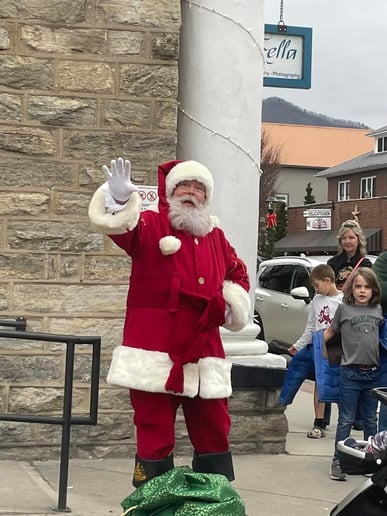 Gallery photo 71 of Santa Claus Tim
