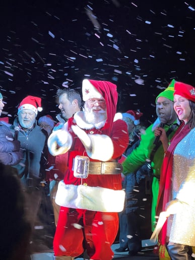 Gallery photo 9 of Santa Claus Sean