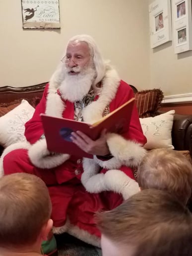 Gallery photo 4 of Copiague Santa Claus