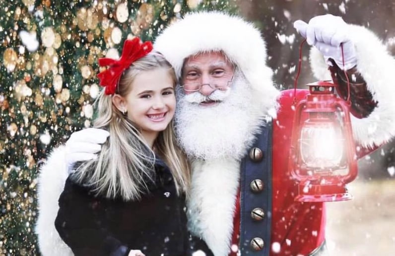 Gallery photo 7 of Copiague Santa Claus