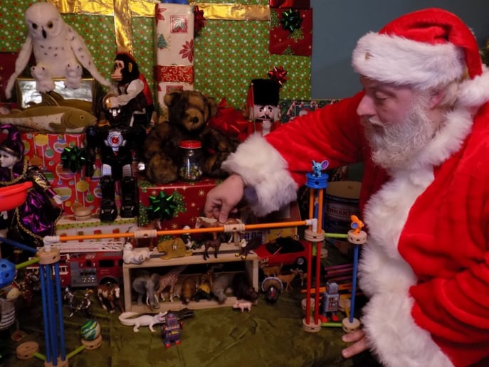 Gallery photo 1 of Santa David