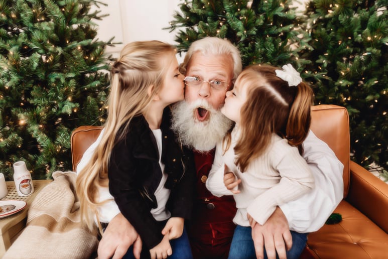 Gallery photo 7 of Santa Claus Darin