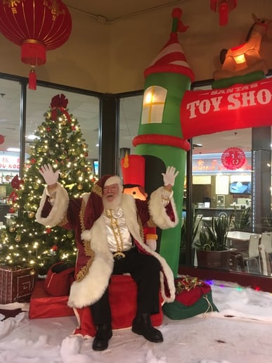 Gallery photo 9 of Santa Neal