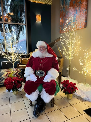 Gallery photo 2 of Santa Claus Robert