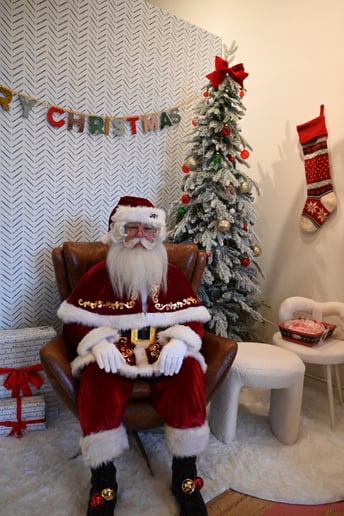Gallery photo 3 of Santa Claus John