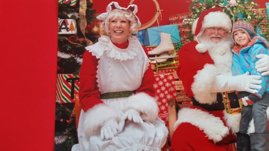 Gallery photo 1 of A Santa Experience