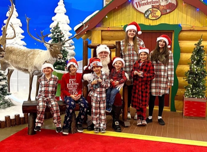 Gallery photo 6 of Santa Claus Gough