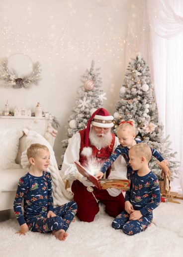 Gallery photo 10 of Santa Claus Gough