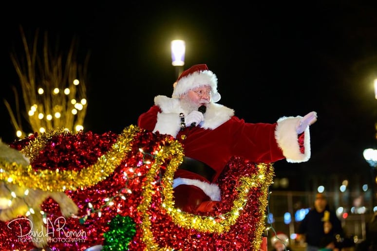 Gallery photo 10 of Santa B. Claus