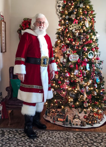 Gallery photo 5 of Santa Claus Roscoe
