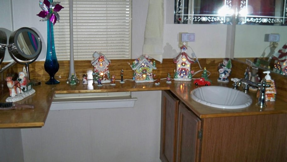 Gallery photo 61 of Papa Claus