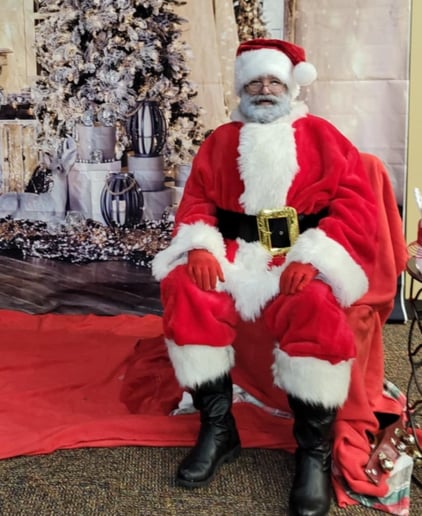 Gallery photo 6 of Joliet Santa Claus
