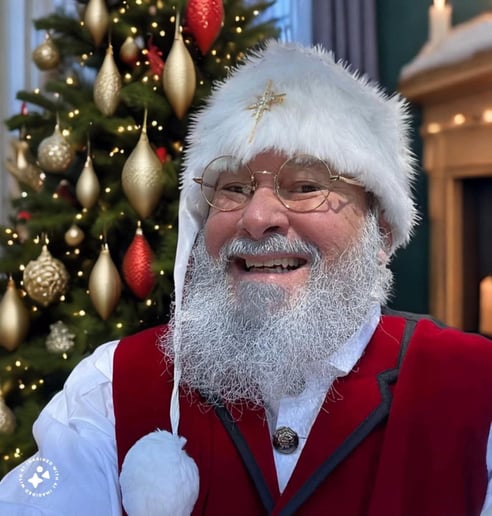 Gallery photo 4 of Nola Santa John