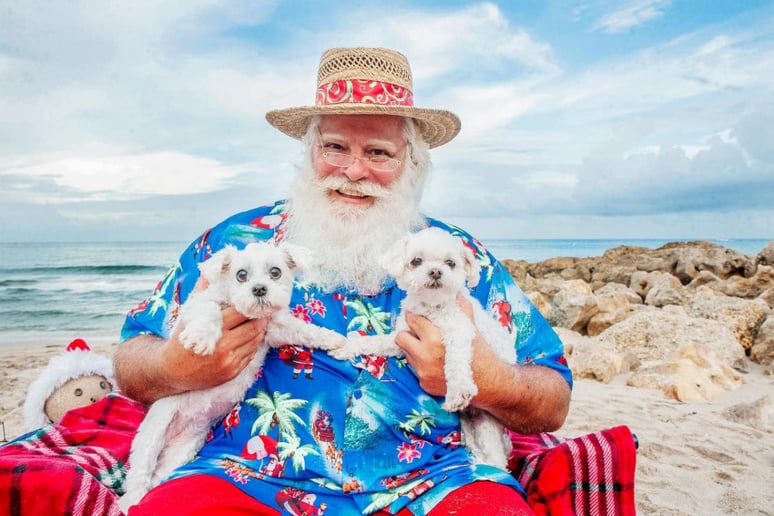 Gallery photo 4 of SoFlo Santa Roger