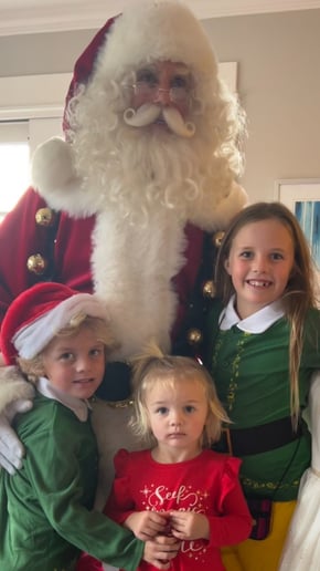Gallery photo 2 of Santa Spencer