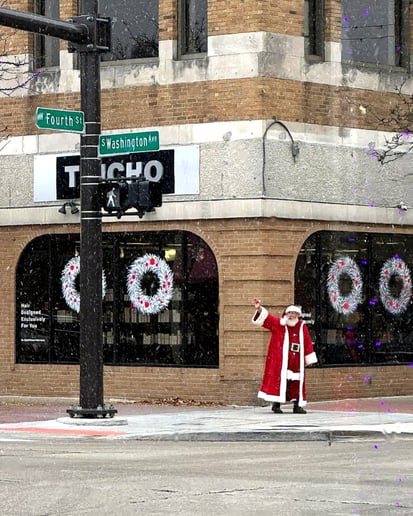 Gallery photo 5 of Santa Claus Jason