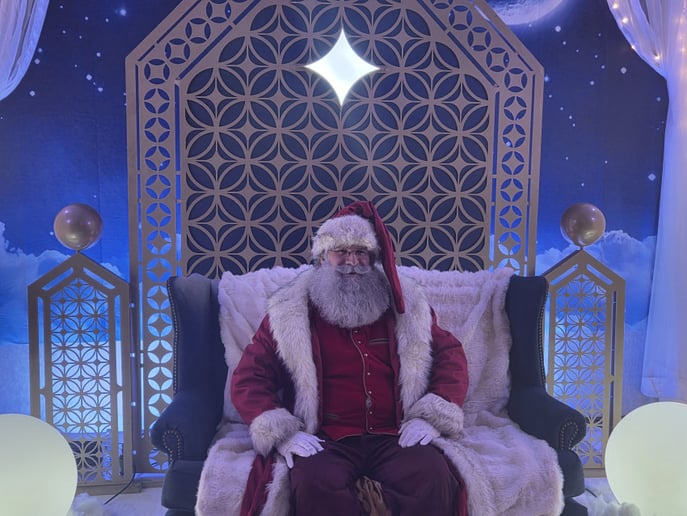 Gallery photo 3 of Santa Travis
