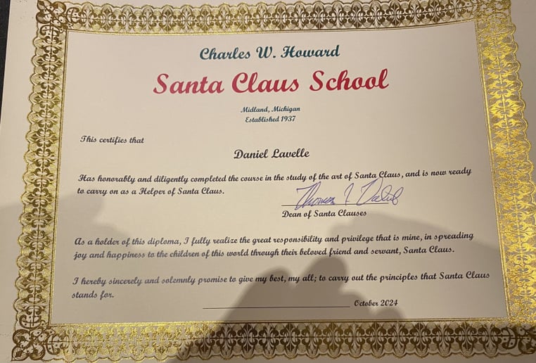 Gallery photo 2 of Santa Dan