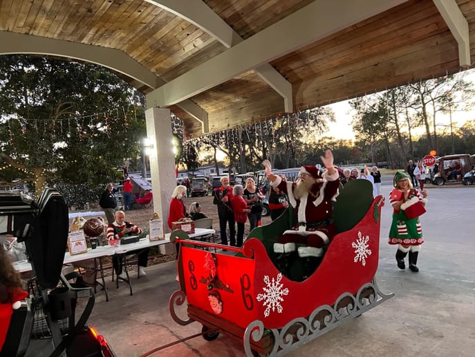Gallery photo 4 of Santa Dan