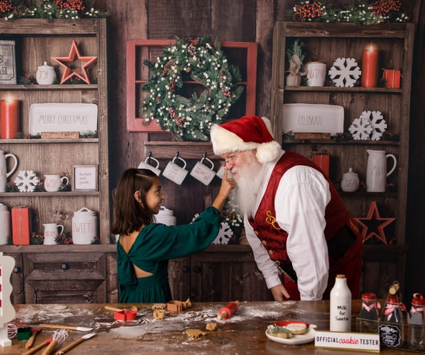 Gallery photo 4 of Santa Adam
