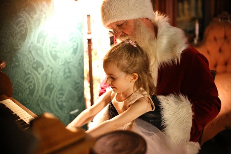 Gallery photo 4 of Santa Claus (St. Nicholas)