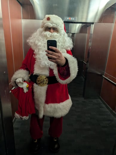 Gallery photo 2 of Santa Joe